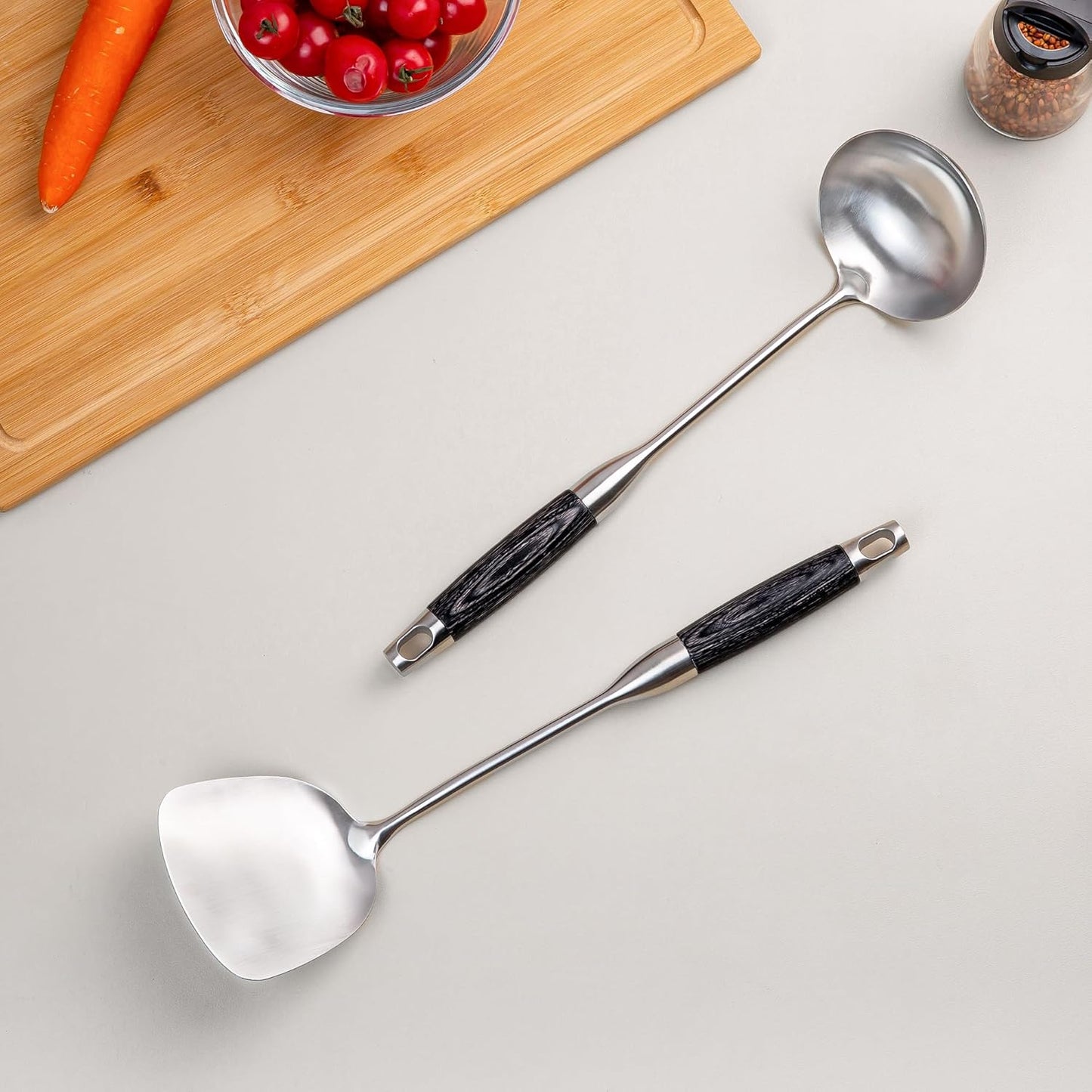 FJNATINH Wok Spatula and Ladle, Heat-Resistant Wok Tools with Wooden Handle Stainless Steel Wok Spatulas Cooking Utensils Set Wok Accessories,2 PCS