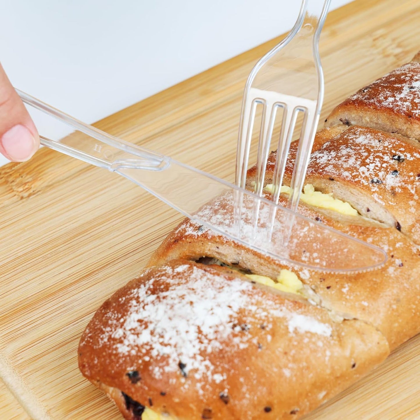 SACATR 1000 Count Plastic Silverware Heavy Duty - 400 Forks, 400 Spoons, 200 Disposable Knives, BPA-Free, Disposable Plastic Cutlery Set, Plasticware Suitable for Party Everyday Use ﻿