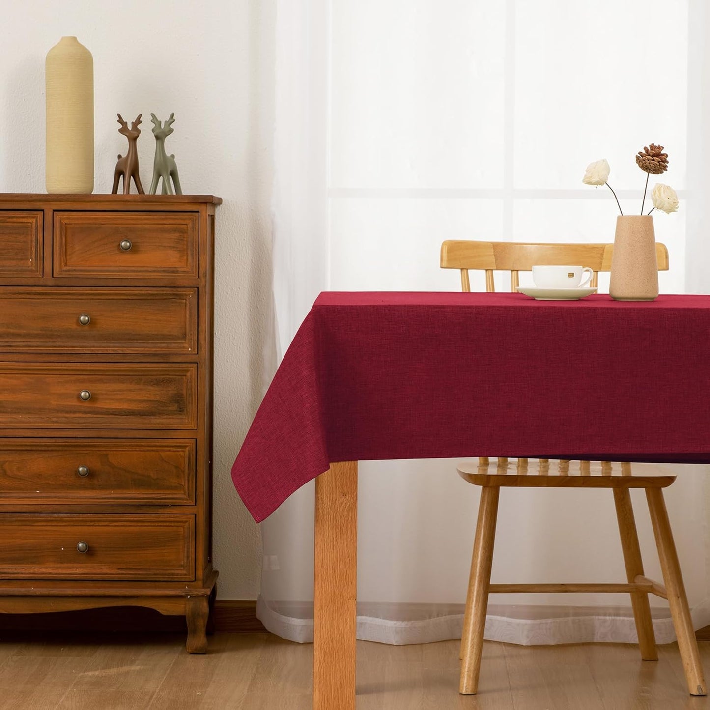 Hiasan Faux Linen Rectangle Tablecloth - Wrinkle and Stain Resistant Washable Table Cloth for Kitchen Dining Room Holiday Table Cover for Dinner, Red, 70 x 140 Inch