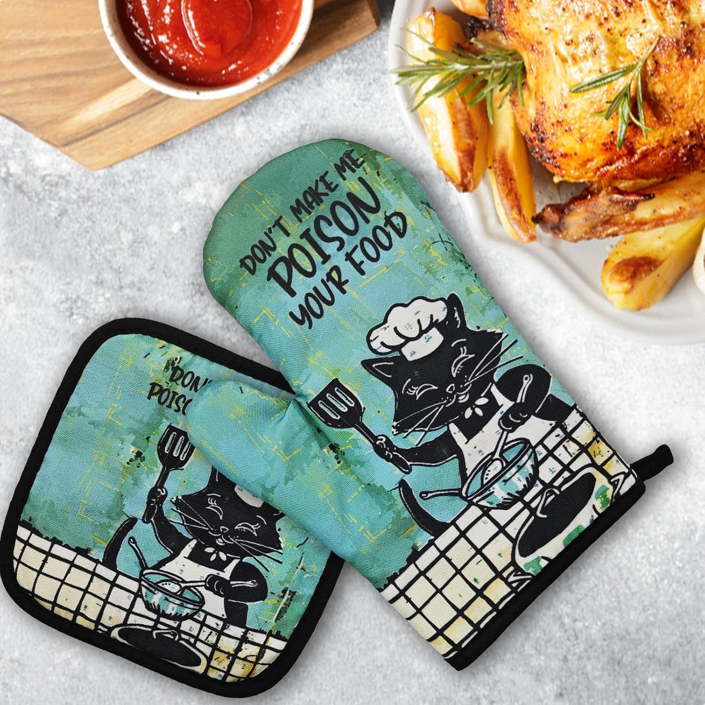 Funny Black Cat Oven Mitt and Pot Holders（Set of 2） Don't Make Me Poison Your Food Heat Resistant Silicone Non-Slip Oven Mitts Funny Kitchen Accessories Gifts for Chef Family Friend Hostess