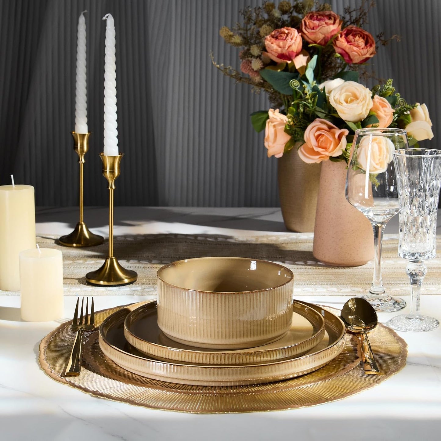 E-far Stoneware Dinnerware Sets, 18-Pieces Modern Plates and Bowls Sets, Kitchen Dinning Porcelain Dishes Set for 6, Chip & Scratch Resistant, Dishwasher & Microwave Safe, Caramel Khaki