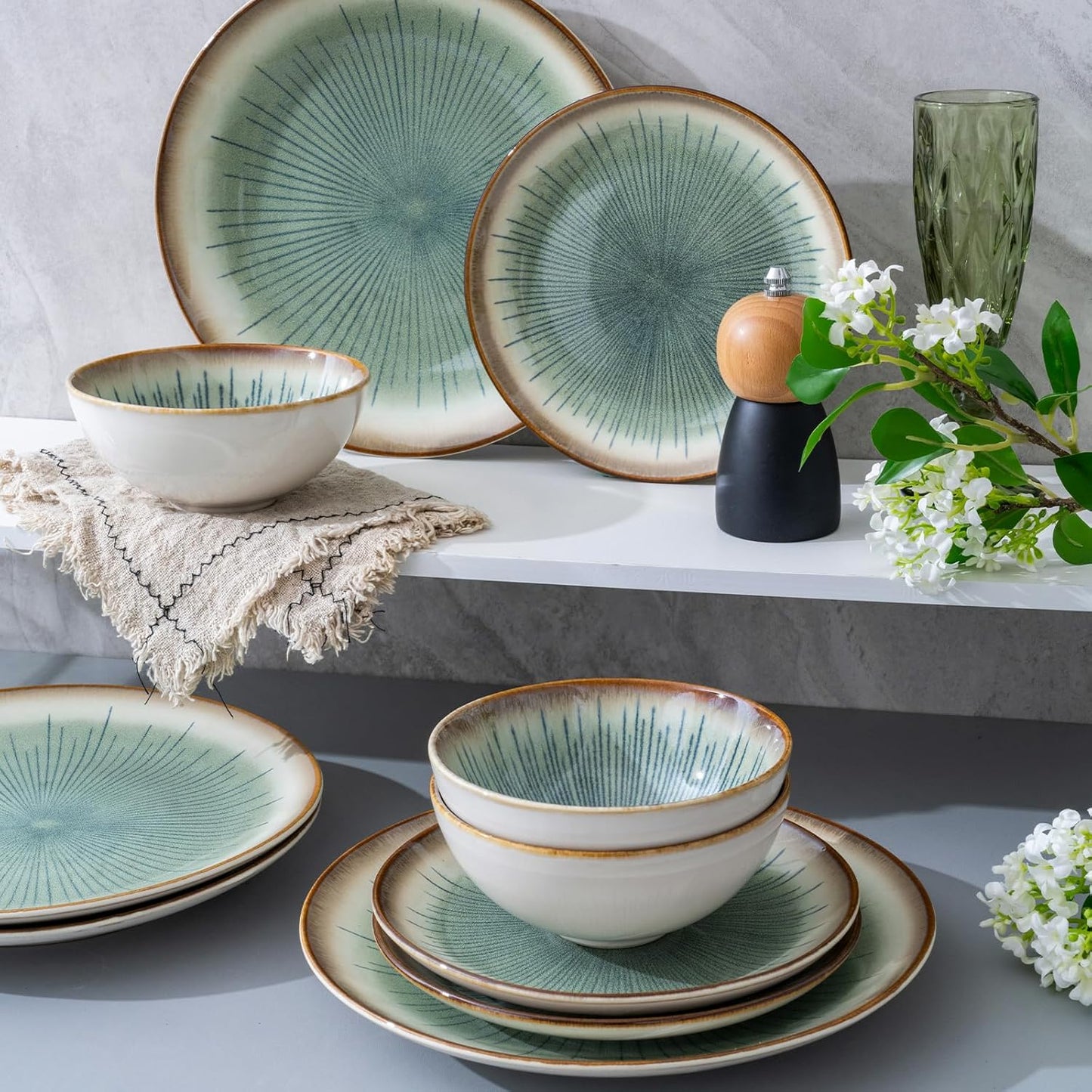 Dinnerware Set Green 12 Pieces Service for 4, Stoneware Plates and Bowls Set Stoneware Set, Dishwasher Microwave Safe Dishes set