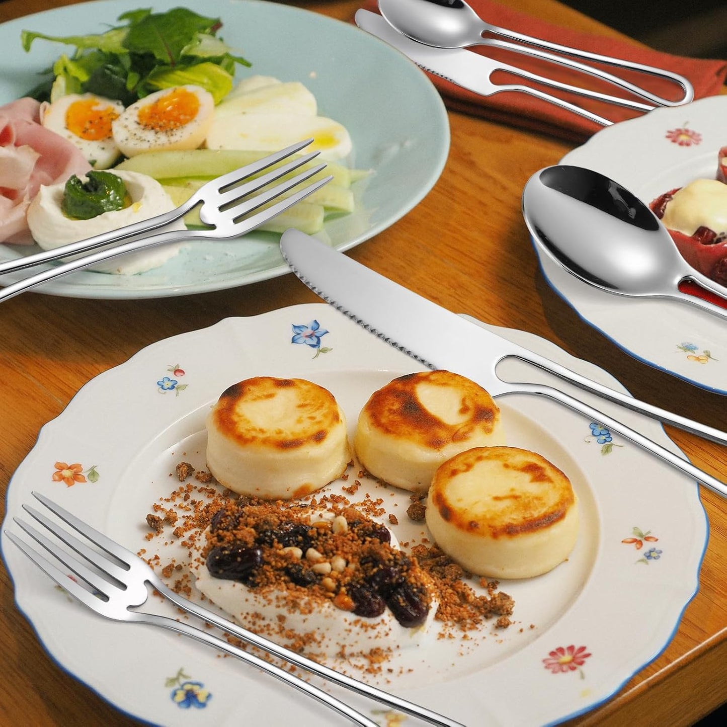 Silvery Flatware Set 4 Hollow Out Cutlery Stainless Steel Silverware 20 Pieces Forks Spoons and Knives Kitchen Utensils Hanging Handle Durable