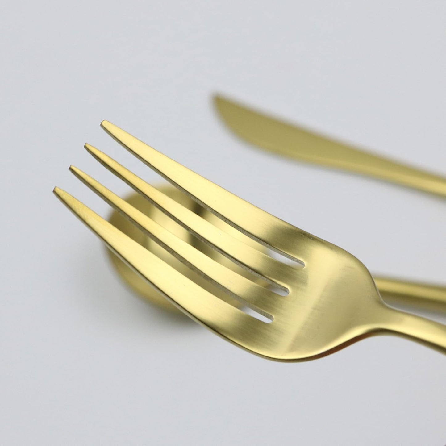 Customized 5-Piece 18/10 Stainless Steel Flatware Set, Serive for 1, With Fork Spoons Knife Teaspoon Dessert Fork for Home Kitchen Restaurant Hotel (Matt Gold)