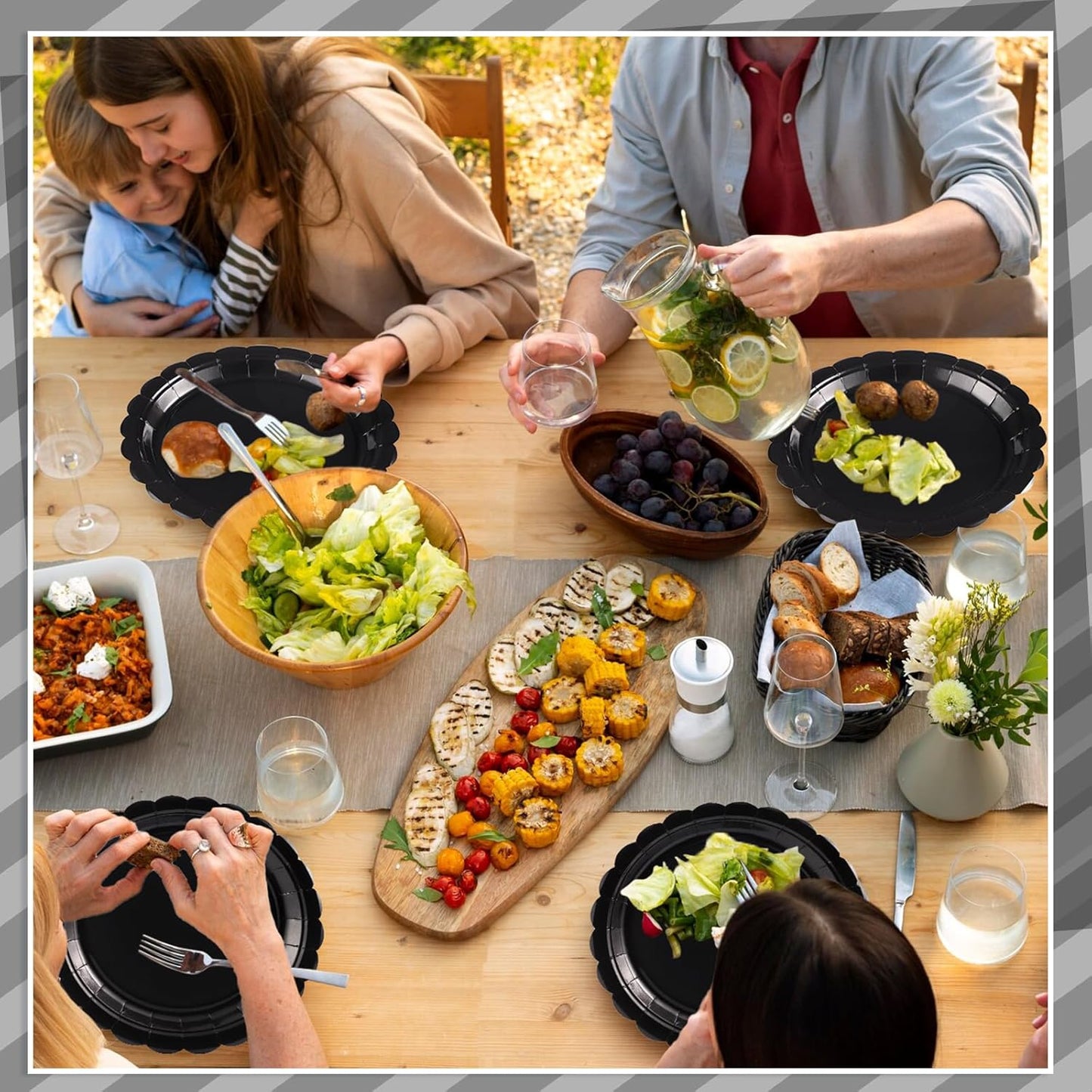 30 Pcs Black Paper Plates，9 Inch Disposable Halloween Plates Scalloped Black Cute Dessert Dinner Plate for Wedding, Birthday, Halloween