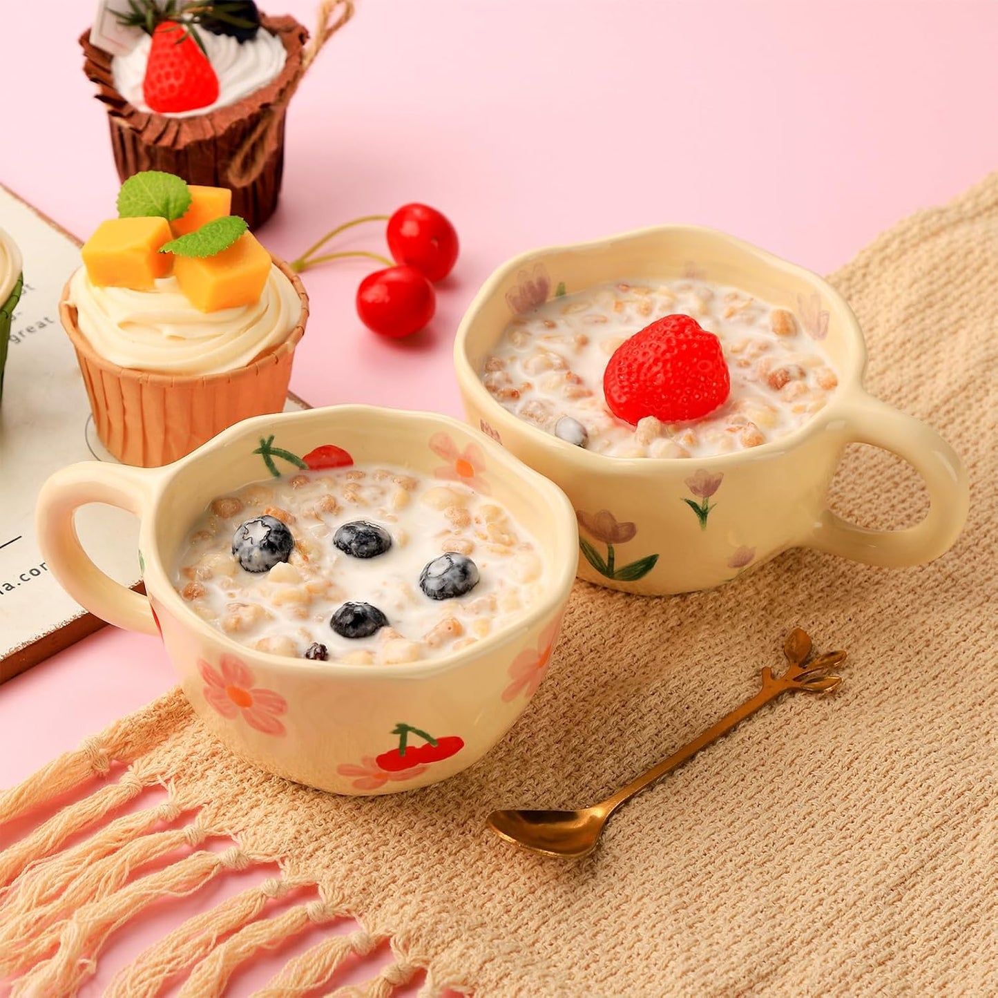 VanEnjoy Ceramic Cup, Cute Coffee Mug, Strawberry Mug, Aesthetic Coffee Mug, Retro Flower Mug, Ceramic Tea, 10oz/300ml for Tea Coffee, Milk and Oatmeal