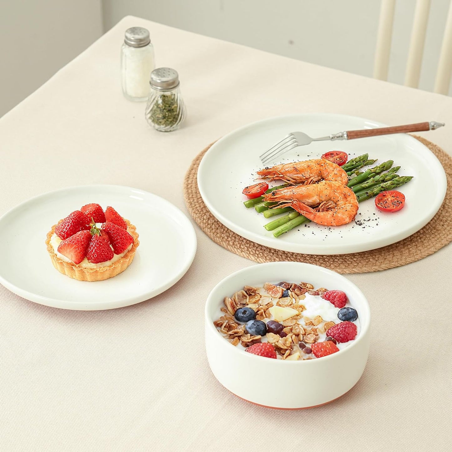 6 Piece Ceramic Dinnerware Set for 2, Modern Minimalist Stoneware Dinner Plates and Bowls, Microwave Safe, Dishwasher Safe, Versatile for All Seasons, Stardust Glaze White