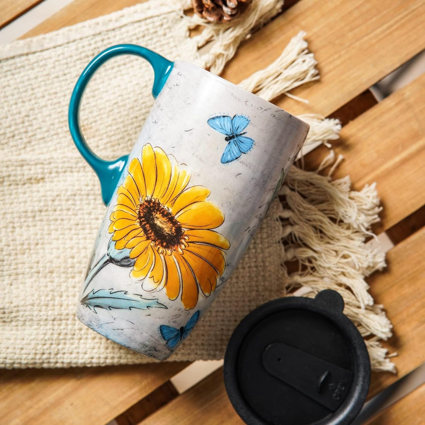 Topadorn 17 Oz Ceramic Travel Mug with Handle, Splash-Resistant Slider Lid, Suitable for Coffee and Tea, Microwave & Dishwasher Safe, Flowers & Butterflies