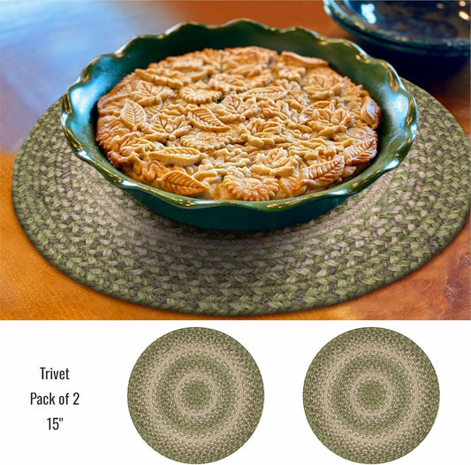 Homespice Grassland Round Braided Placemats, Warm Country Rustic Decor, Set of 2, 15", Green Jute Table Mats - Vibrant Colors, Durable, Easy to Clean and Protects Furniture