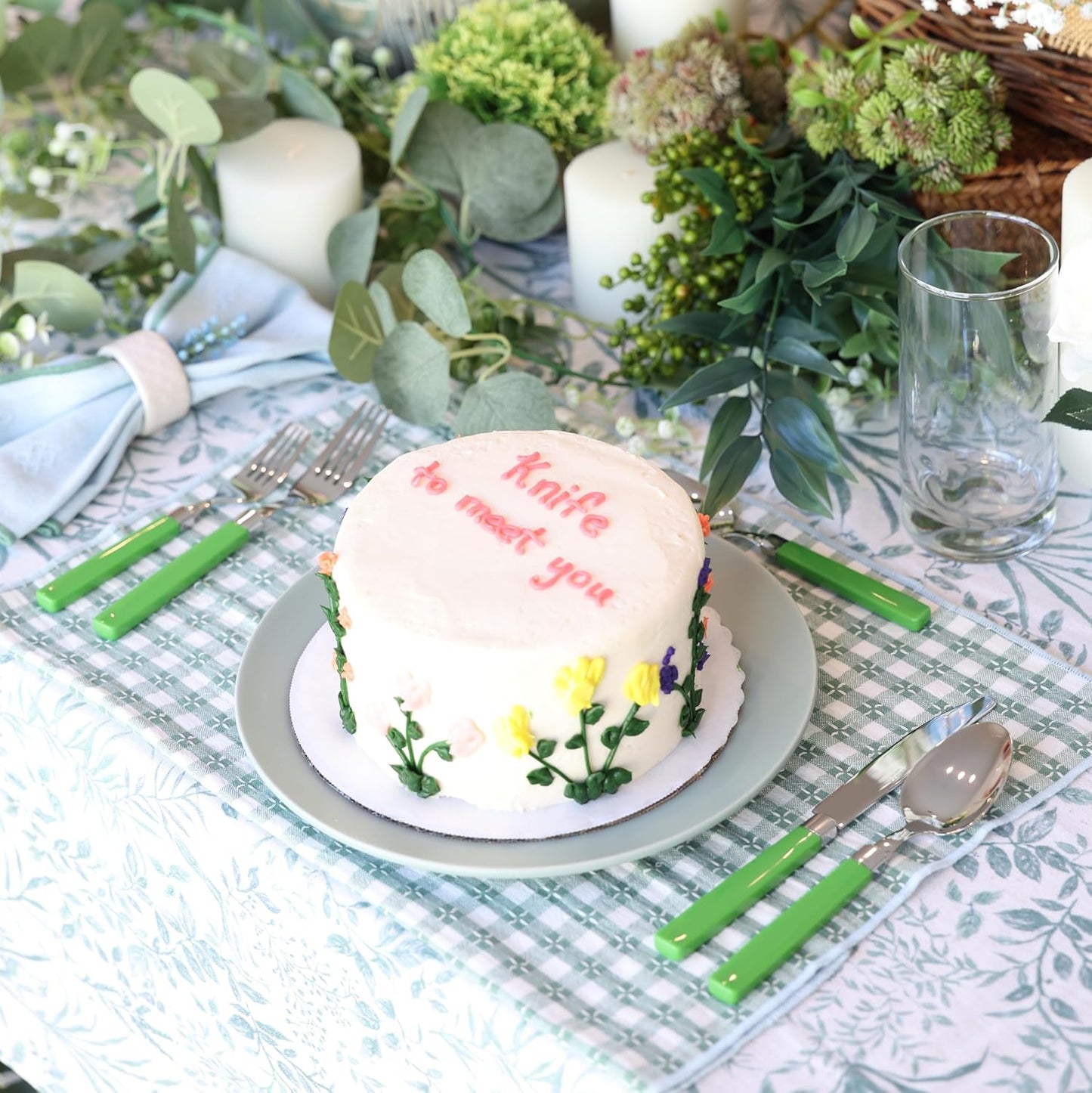 ANNOVA Silverware Set Stainless Steel Colorful Tableware Kitchen Flatware Set Utensils, Includes Dinner Knives, Forks, Spoons, Salad Forks & Dessert Spoons (Green, 20 Pieces)