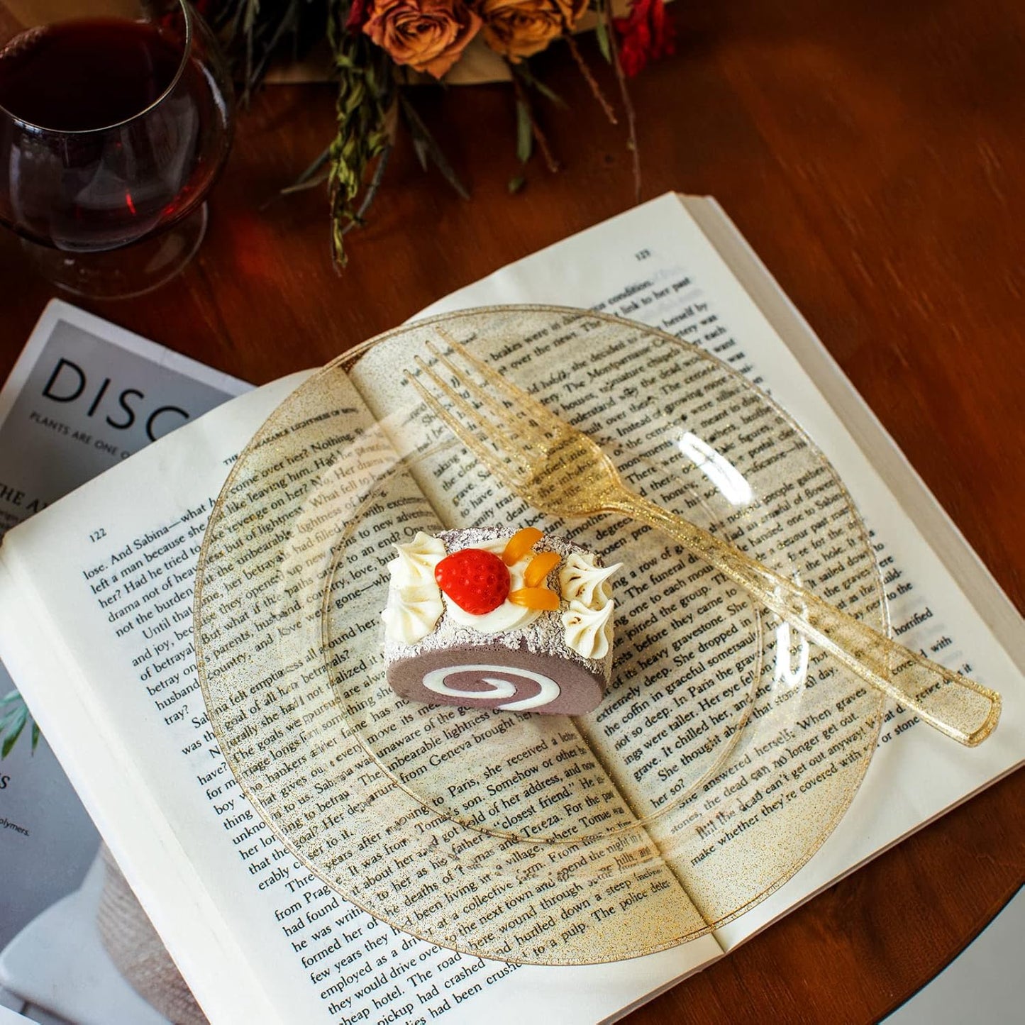 I00000 72 Pieces Plastic Dessert Plates 7.5" & 72 Pieces Gold Disposable Forks 7.4" with Gold Glitter, Gold Disposable Plates, Plastic Salad Plates for Thanksgiving