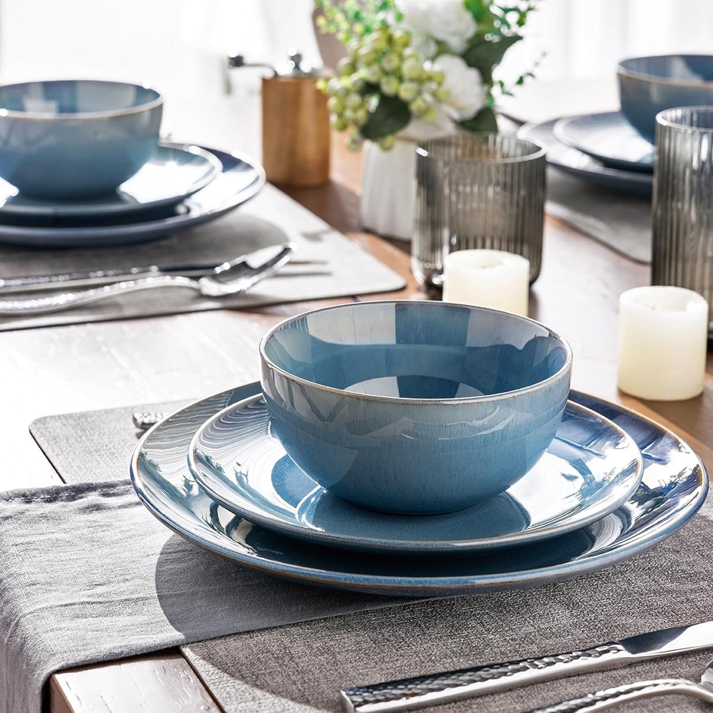 GBHOME Ceramic Dinnerware Sets for 8, 24 Pieces Stoneware Plates and Bowls Sets, Reactive Glaze Dishes -Scratch Resistant, Dishwasher&Microwave Safe-Alaskan Blue