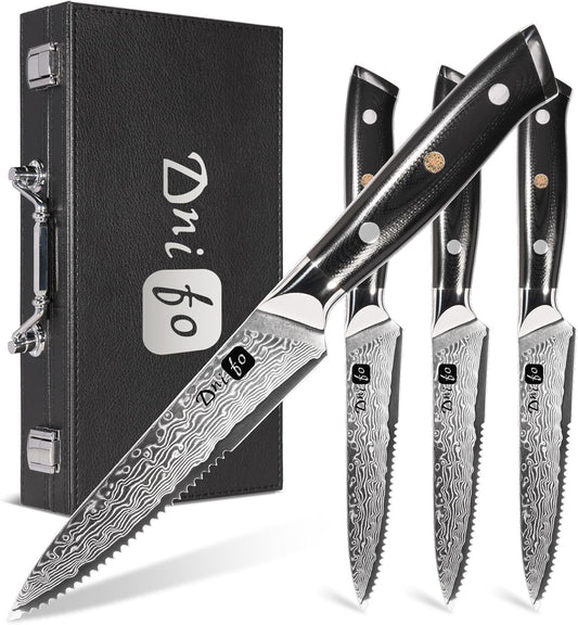 Steak Knives Set of 4,5 Inch VG10 Japanese Steak Knives, Damascus Pattern Half-serrated Meat Knife with Full Tang Handle,Razor-Sharp Durable Dinner Knives with Gift Box