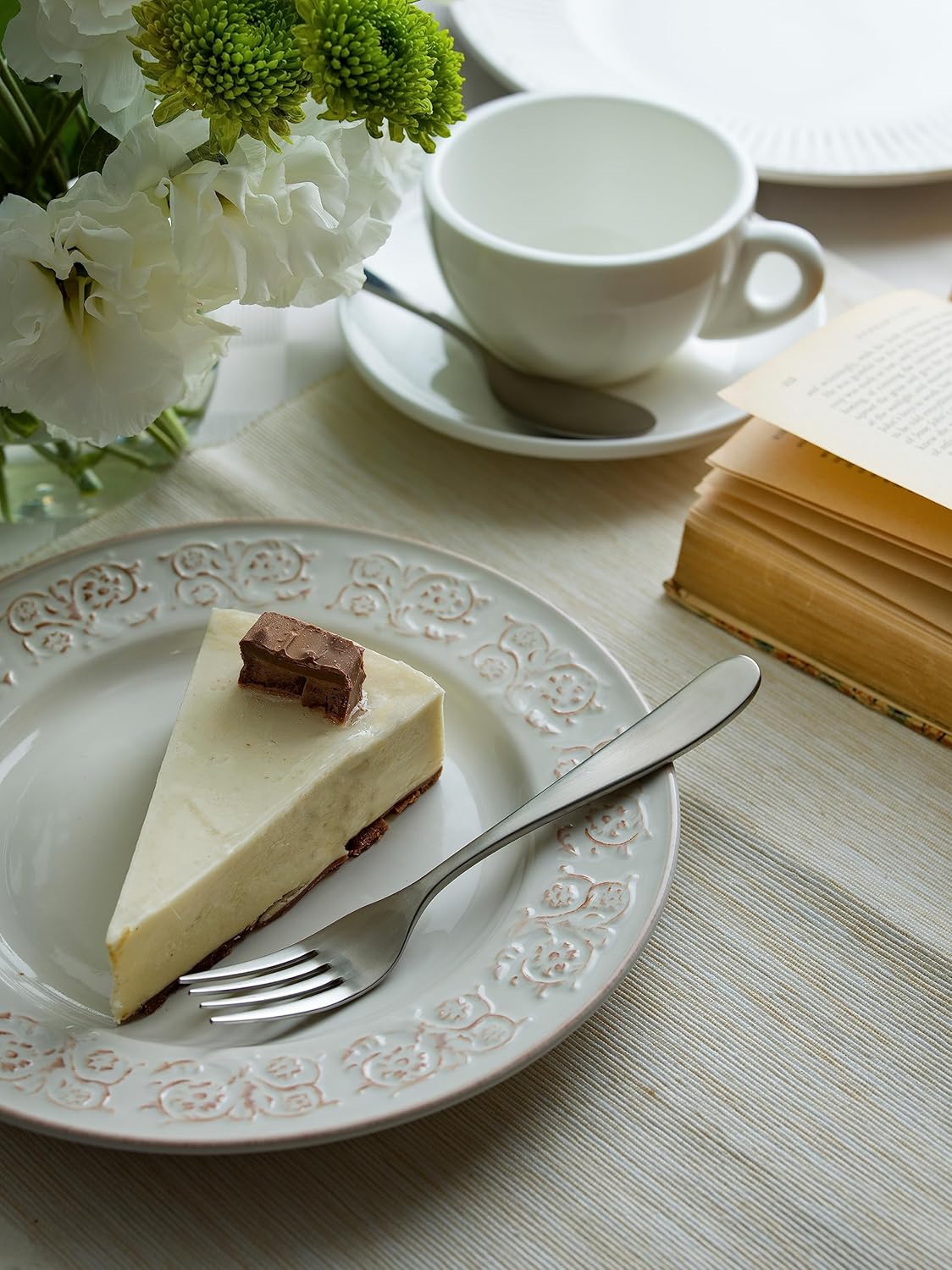 Matte Silverware Set, 18/10 Stainless Steel Satin Flatware, Modern Brushed Finish Cutlery, Dishwasher Safe & Durable, Built to Last (60-Piece, Fidenza)