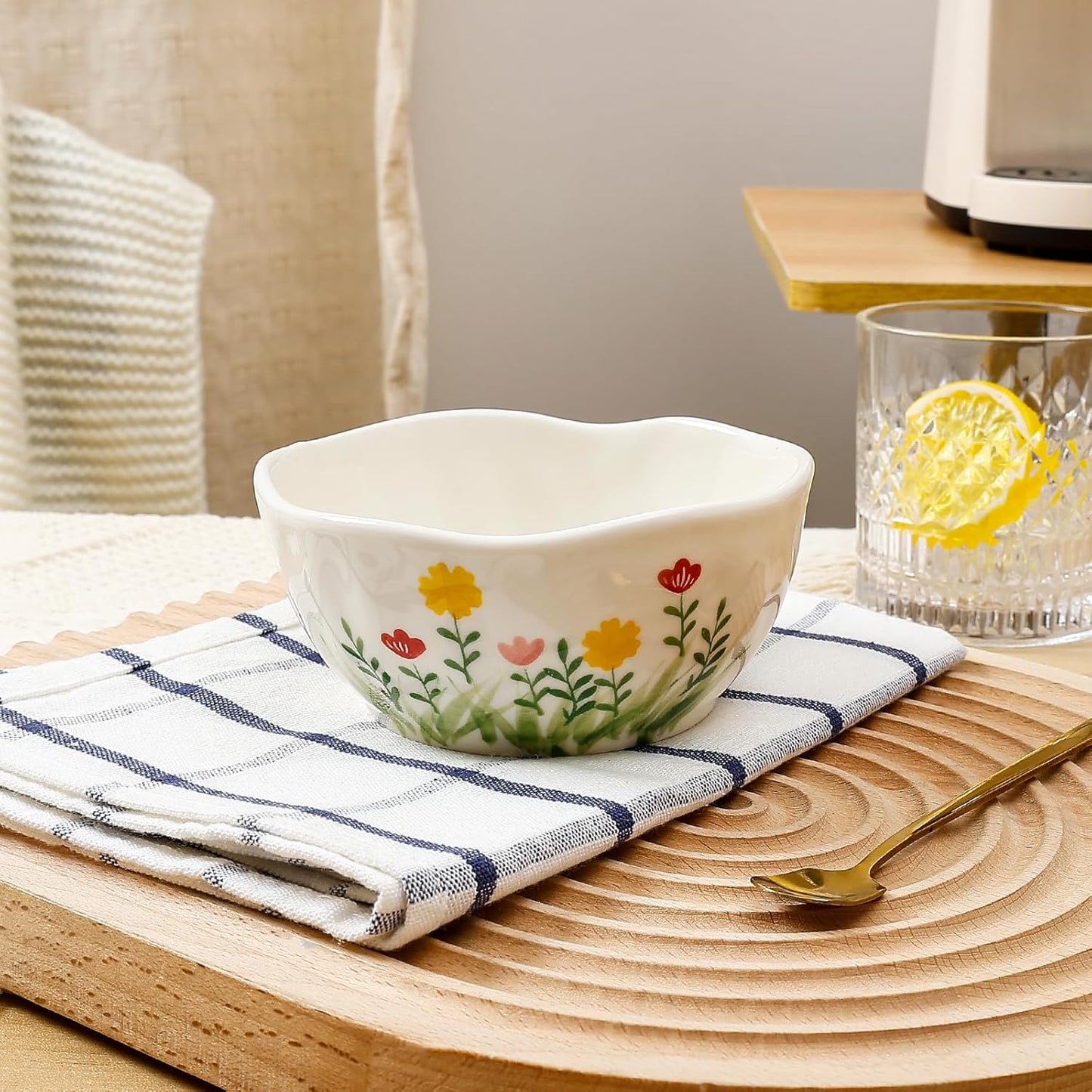 Koythin Ceramic Cereal Bowl, Cute Flowers Pattern Kitchen Bowls for Cereal, Salad, Pasta, Soup, Dessert, Serving, Home Decor, Microwave and Dishwasher Safe (Hand Drawn Flower Fields)