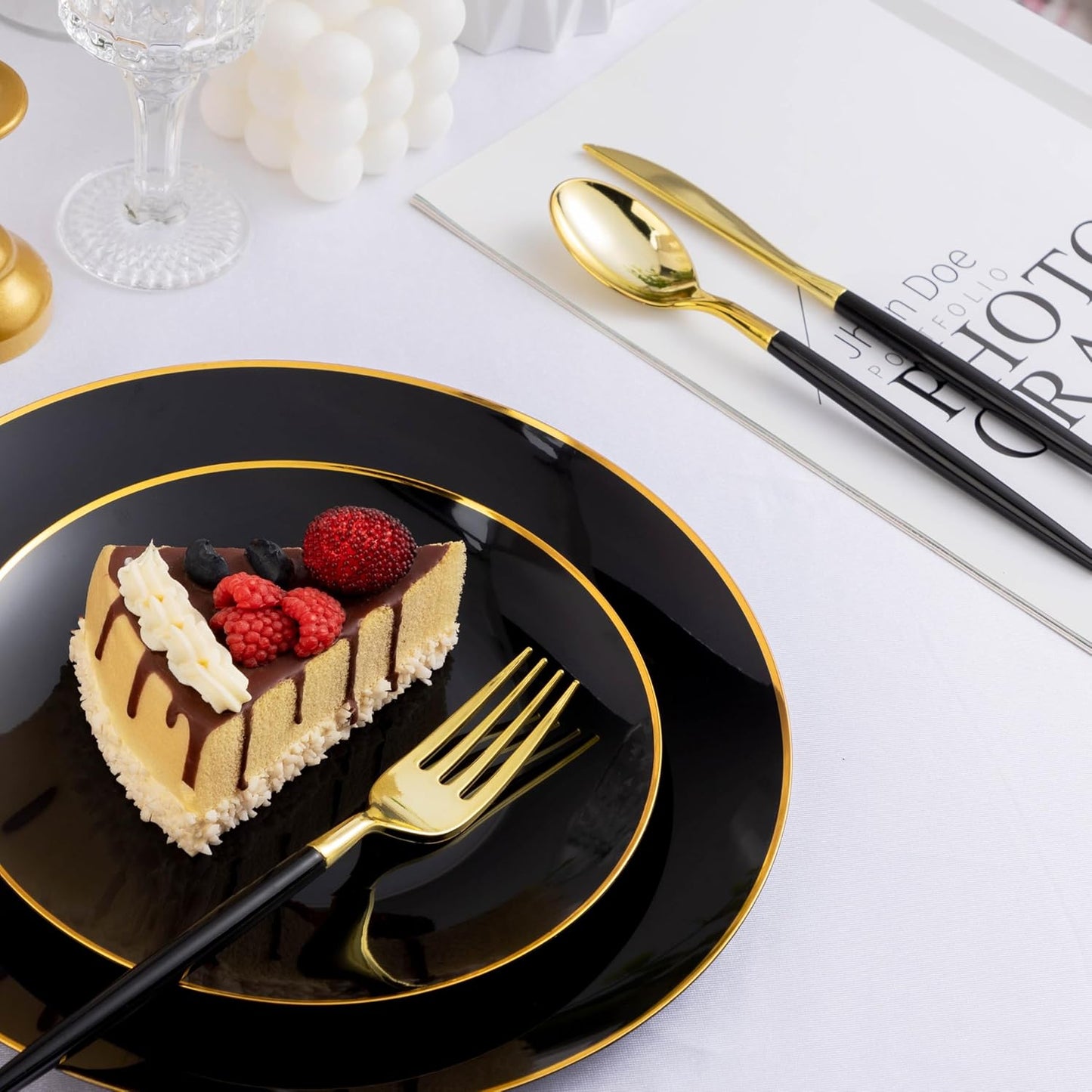 150 PCS Black Gold Plastic Utensils for 50 Guests, Gold Disposable Silverware with 50 Knives, 50 Spoons and 50 Forks, BPA Free, Ideal for Weddings, Birthdays & Graduation