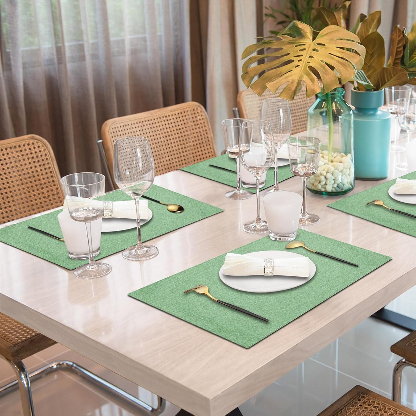 Cloth Placemats Set of 6, Cotton Linen Blend Machine Washable Double Layered Durable Place Mats Heat Resistant Placemats Wrinkle Free Thick Fabric Dining Table Mats (Light Green, 6)