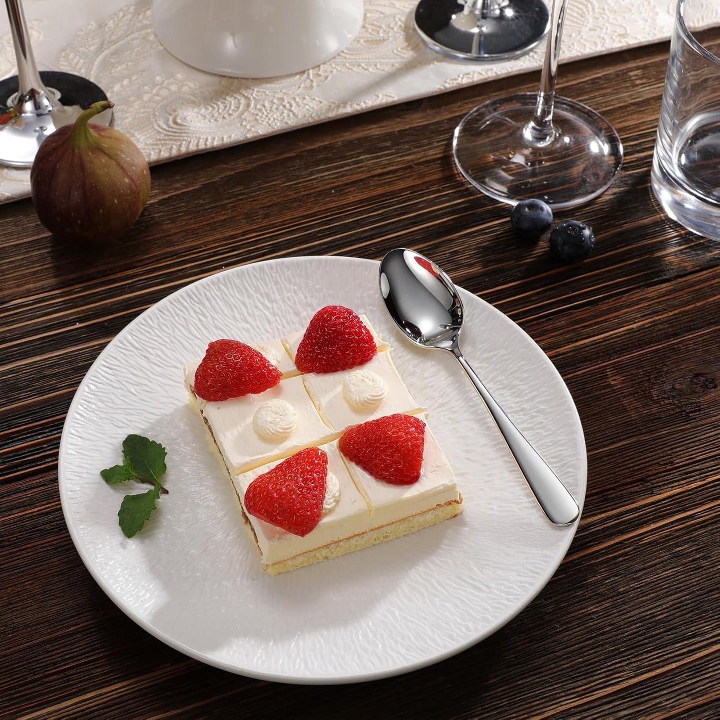 KEAWELL Premium Louise Spoons Set, Set of 4, 18/10 Stainless Steel, Exceptional mirror finish, Dishwasher Safe (6.4" Teaspoon)