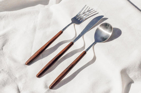 Lightweight Stainless Steel Flatware Set with Walnut (1 Set, Plain)