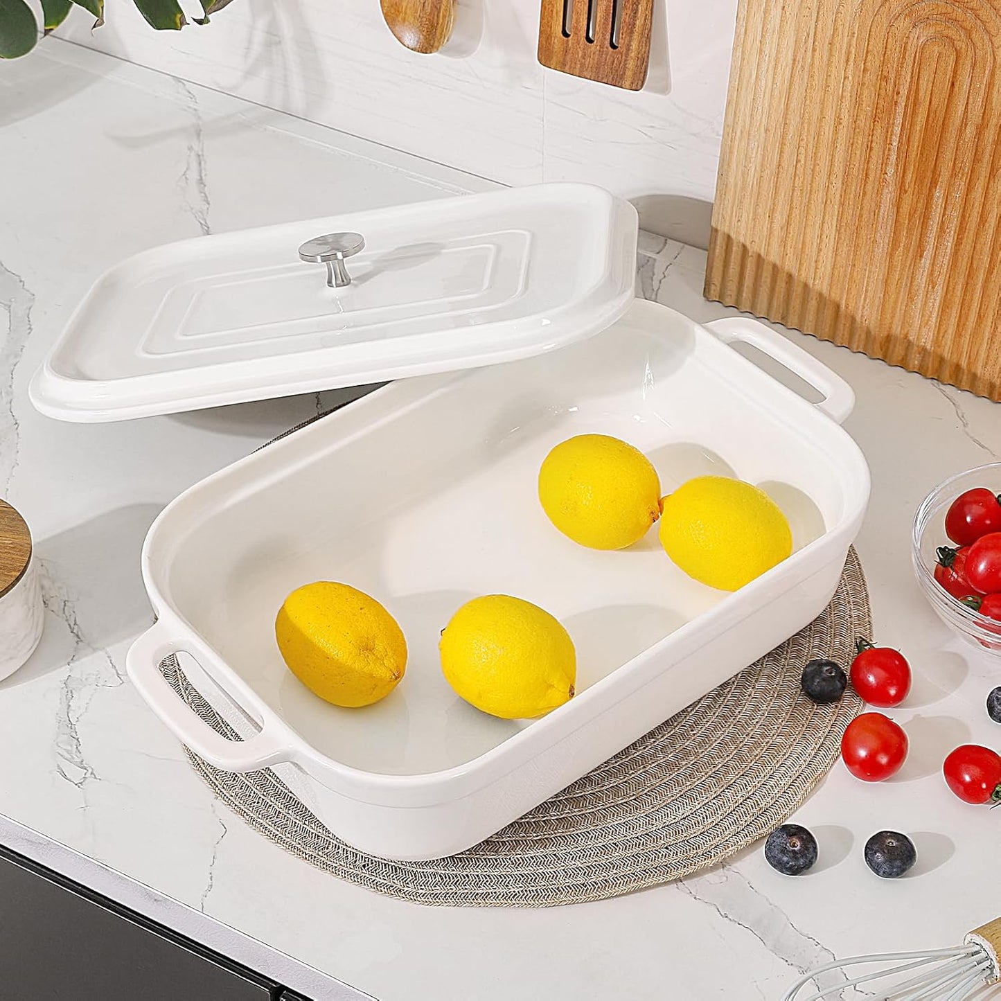 Casserole Dish,Large Baking Dish Cookware,Deep Lasagna Pan for Oven,Ceramic Bakeware for Baking, Easy to Clean (White, 5 Quart,With Lid)