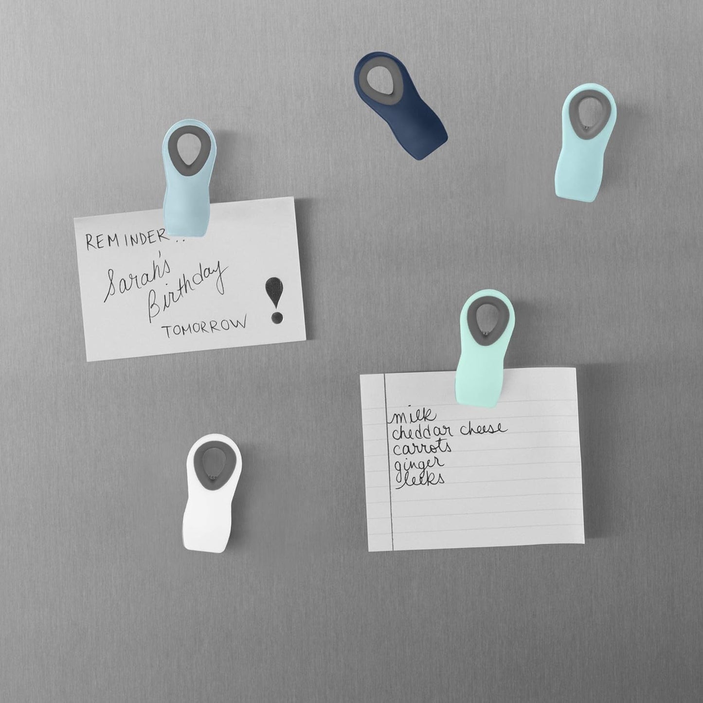 COOK WITH COLOR Bag Clips with Magnet- Food Clips, Chip Clips, Bag Clips for Food Storage with Airtight Seal Grip for Bread Bags, Snack Bags and Food Bags (Blue Ombre, Pack of 20)