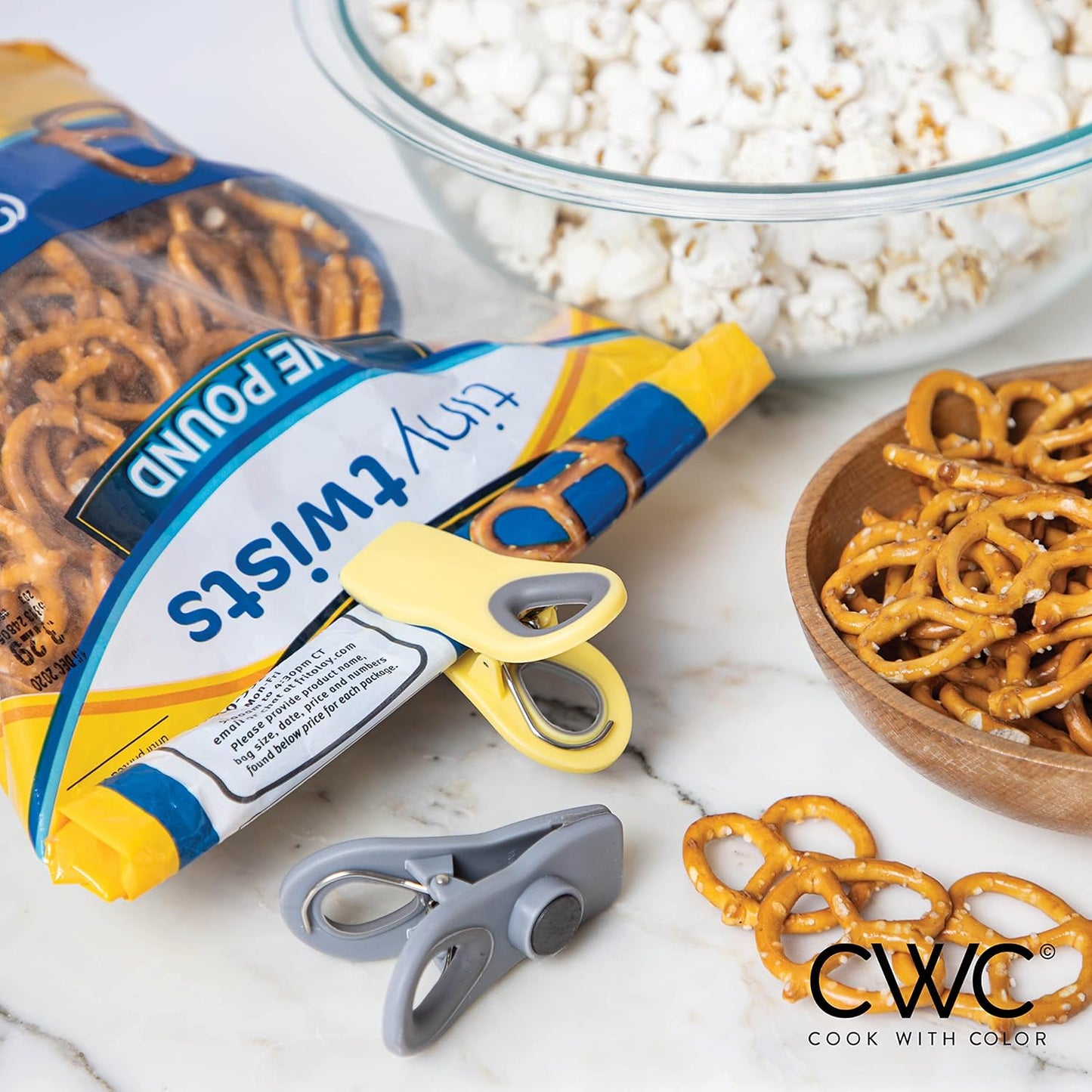 COOK WITH COLOR Bag Clips with Magnet- Food Clips, Chip Clips, Bag Clips for Food Storage with Airtight Seal Grip for Bread Bags, Snack Bags and Food Bags (Yellow and Grey, Pack of 10)
