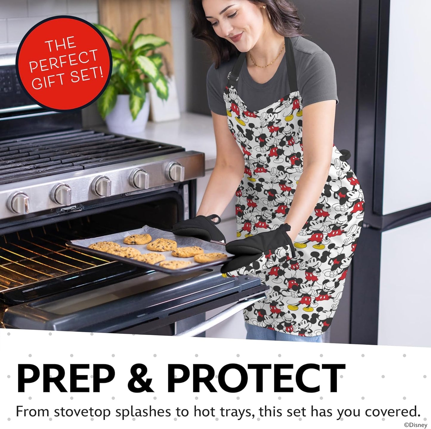 Disney Apron & Oven Mitts Set – 3 Piece Bundle with 1 Cotton Kitchen Apron for Cooking & 2 Heat Resistant Pot Holders