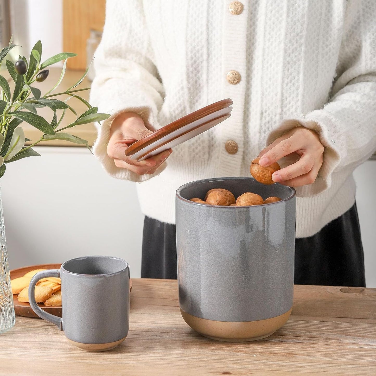 Ceramic Food Storage Jar,Coffee Canister for Countertop with Lids Airtight,Large Flour,Cereal,Spices,Beans,Rice and Candies Containers for Kitchen and Home,Farmhouse Kitchen Decor,80 OZ Gray