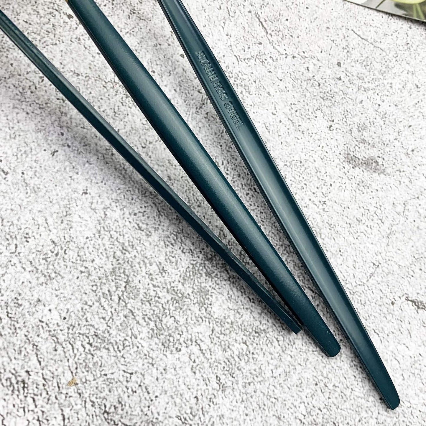 JASHII 18/10 Silver Silverware Set Stainless Steel Flatware Utensils Set Gold Cutlery Set| 24-Piece Modern Cubiertos Dorados| BEST Birthday Wedding Gift (4 sets, Green Handle Gold Mirror Polish)