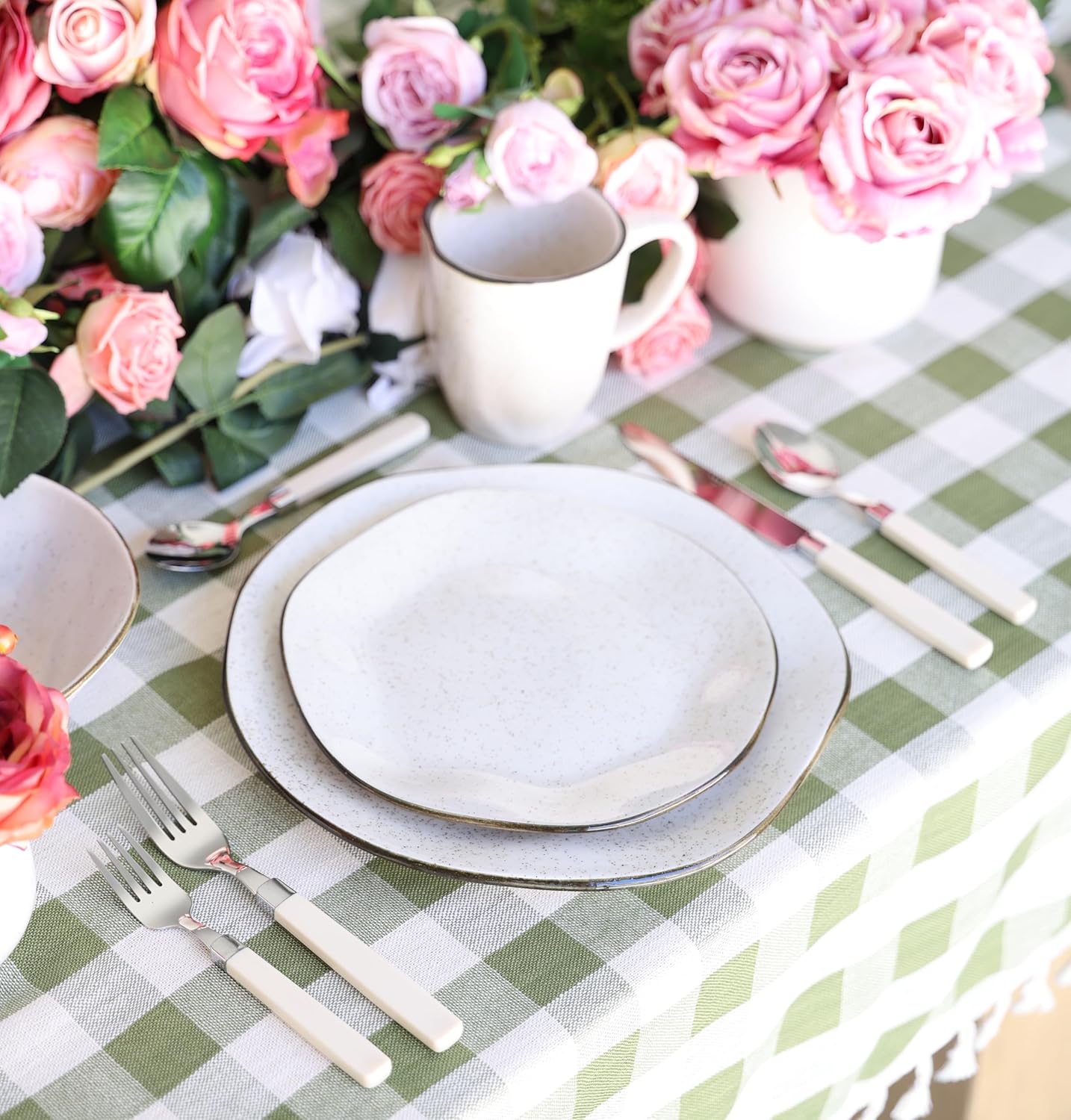 ANNOVA Silverware Set Stainless Steel Colorful Tableware Kitchen Flatware Set Utensils, Includes Dinner Knives, Forks, Spoons, Salad Forks & Dessert Spoons (Cream, 20 Pieces)