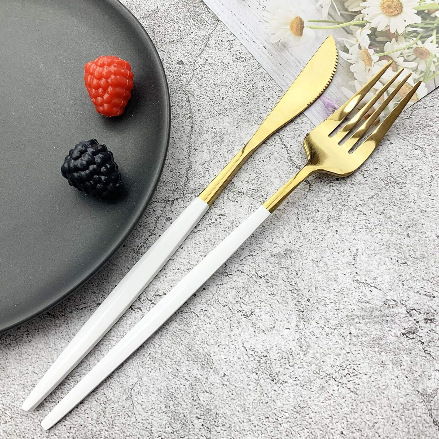 JASHII 18/10 Silver Silverware Set Stainless Steel Flatware Utensils Set Gold Cutlery Set| 24-Piece Modern Cubiertos Dorados| BEST Birthday Wedding Gift (4 sets, White Handle Gold Mirror Polish)