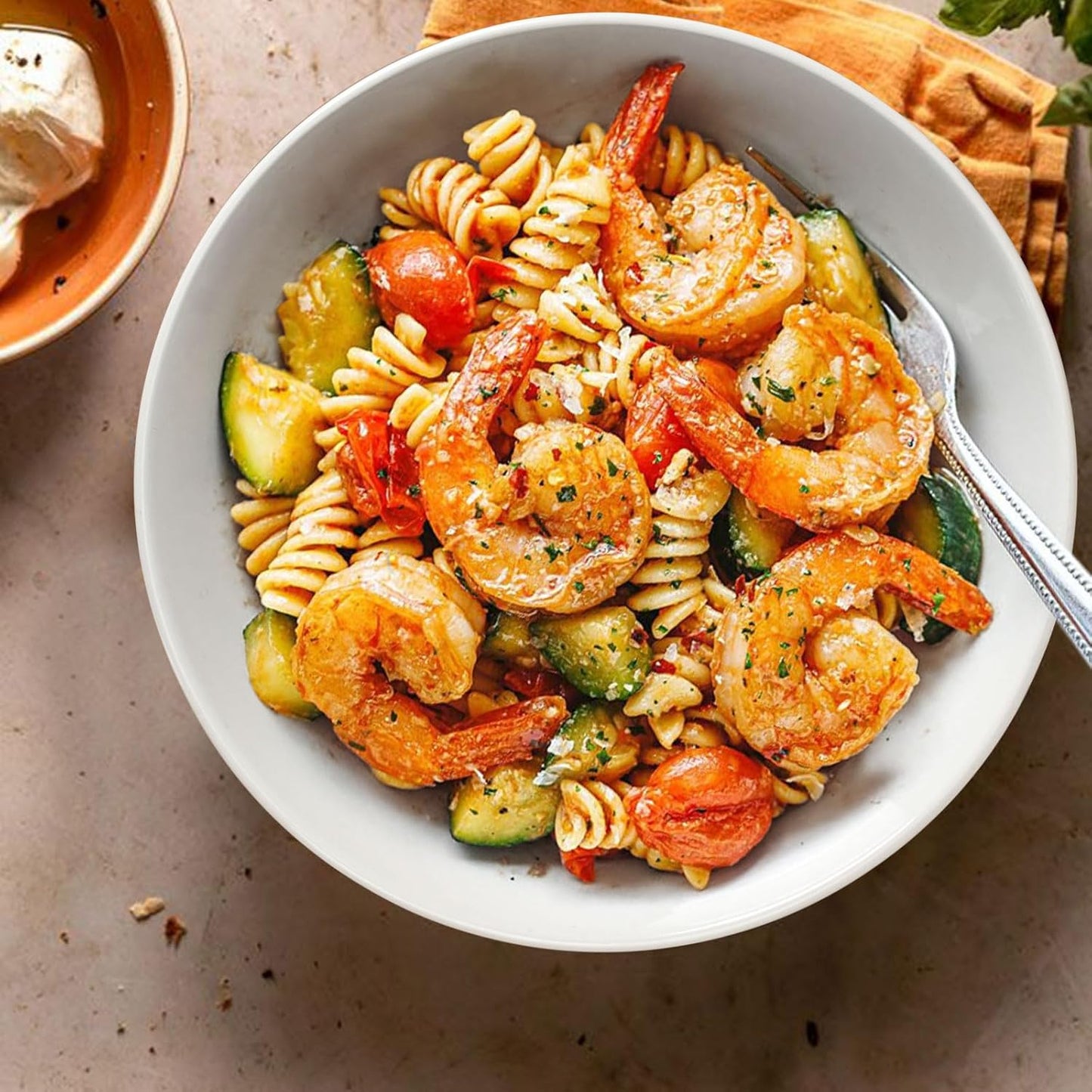 Pasta Bowls, 32oz Salad Bowls Set of 4, White Ceramic Soup Bowls 8 Inch Embossment Large Serving Bowl Wide and Shallow Bowls for Kitchen, Microwave & Dishwasher Safe (Multiple Patterns)