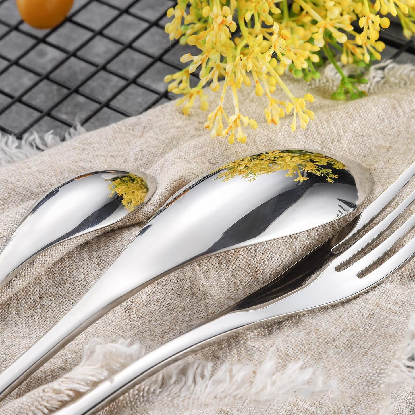 Lemeya 20-Piece Silverware Set for 4,Heavy Duty 18/10 Stainless Steel Cutlery Set with Forged Stand Knife,Modern Flatware Utensils Set,Forks Spoons and Knives Set,Mirror Polished,Dishwasher Safe