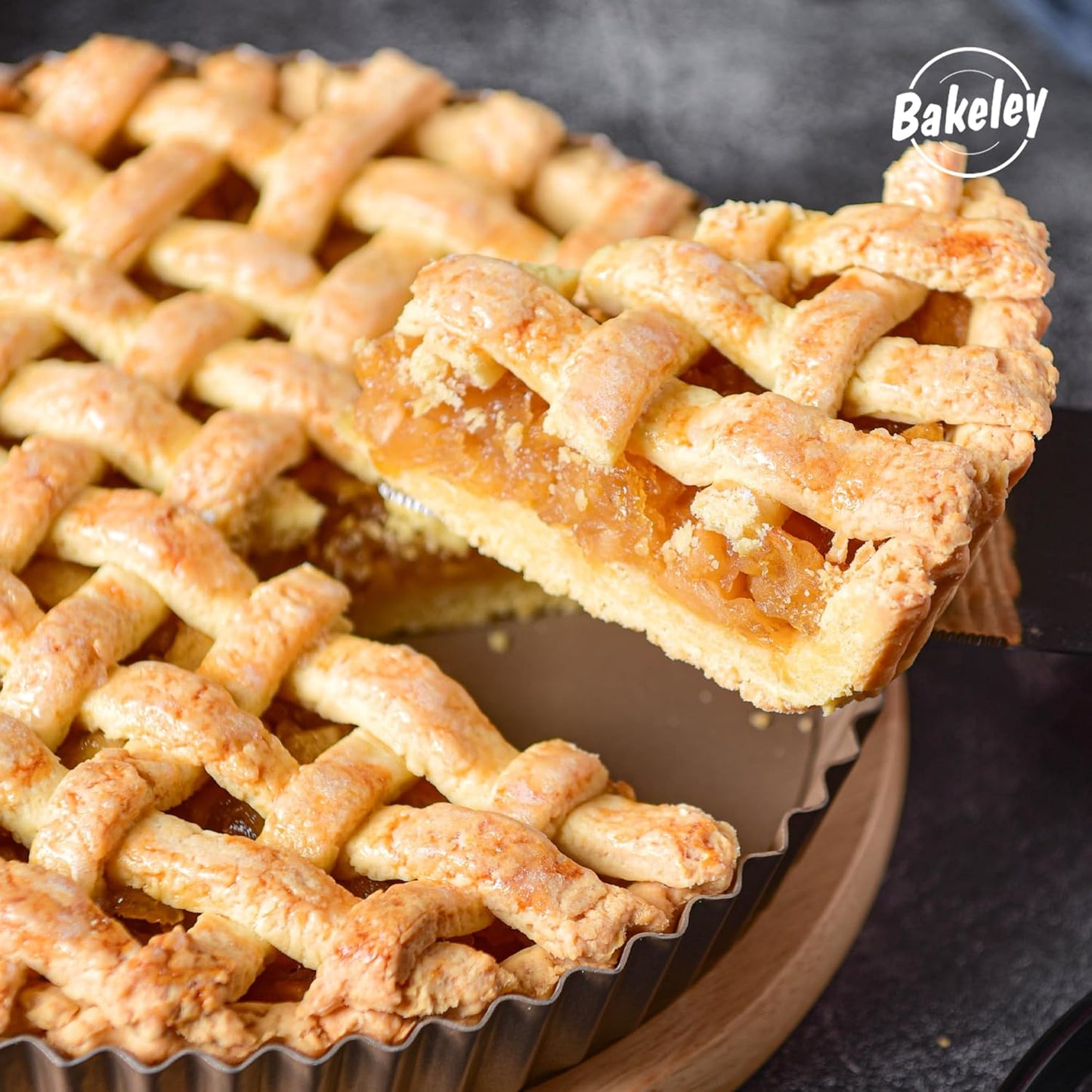 9-Inch Round Tart Pan with Loose Removable Bottom, Non-Stick Carbon Steel Quiche Pan for Oven Baking (Champagne Gold)