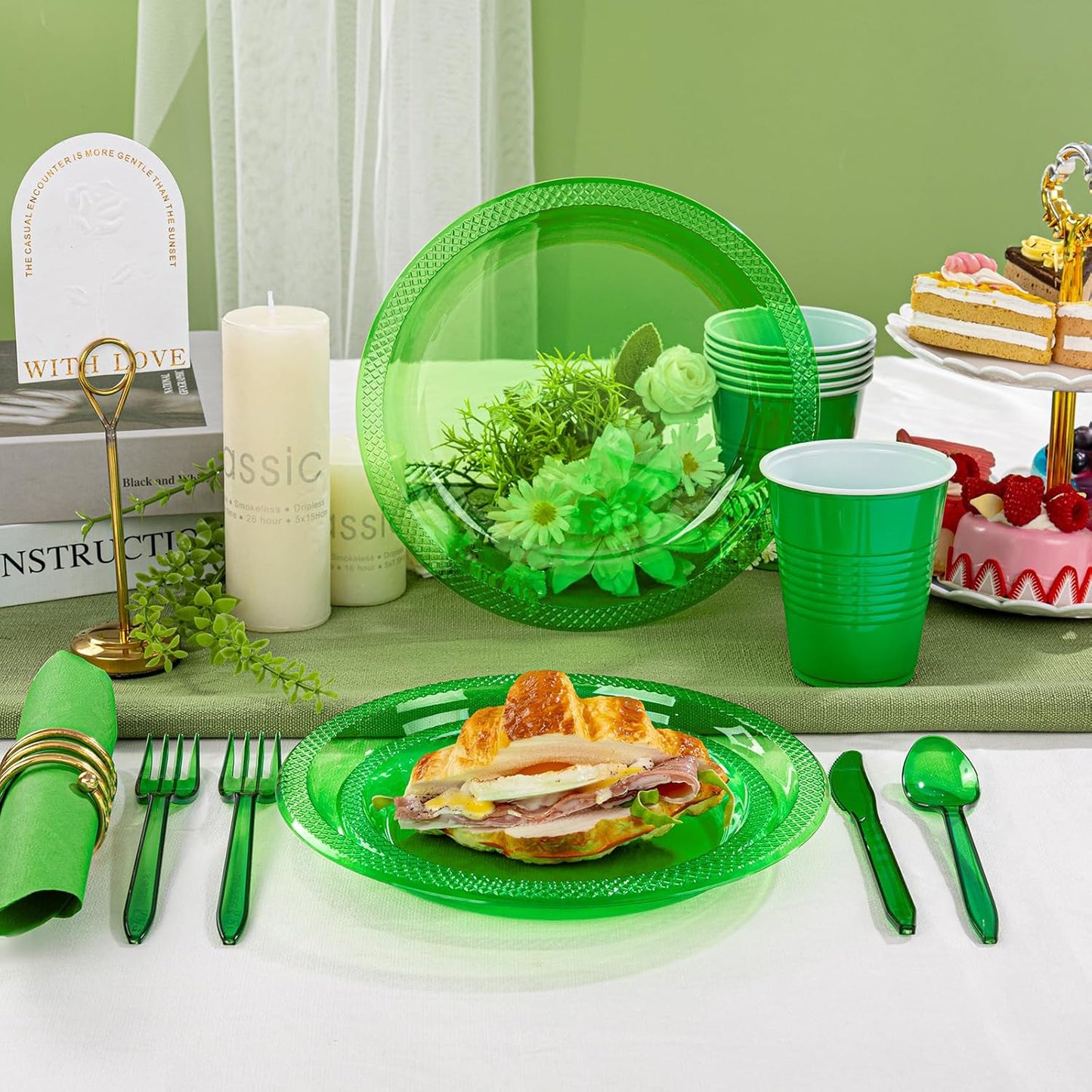 WELLIFE 210Pcs Green Plastic Plates,Clear and Green Plastic Dinnerware Set,Party Supplies Including Clear Plates, 12OZ Cups, plastic Cutlery and Paper Napkins Serve 30 Guests