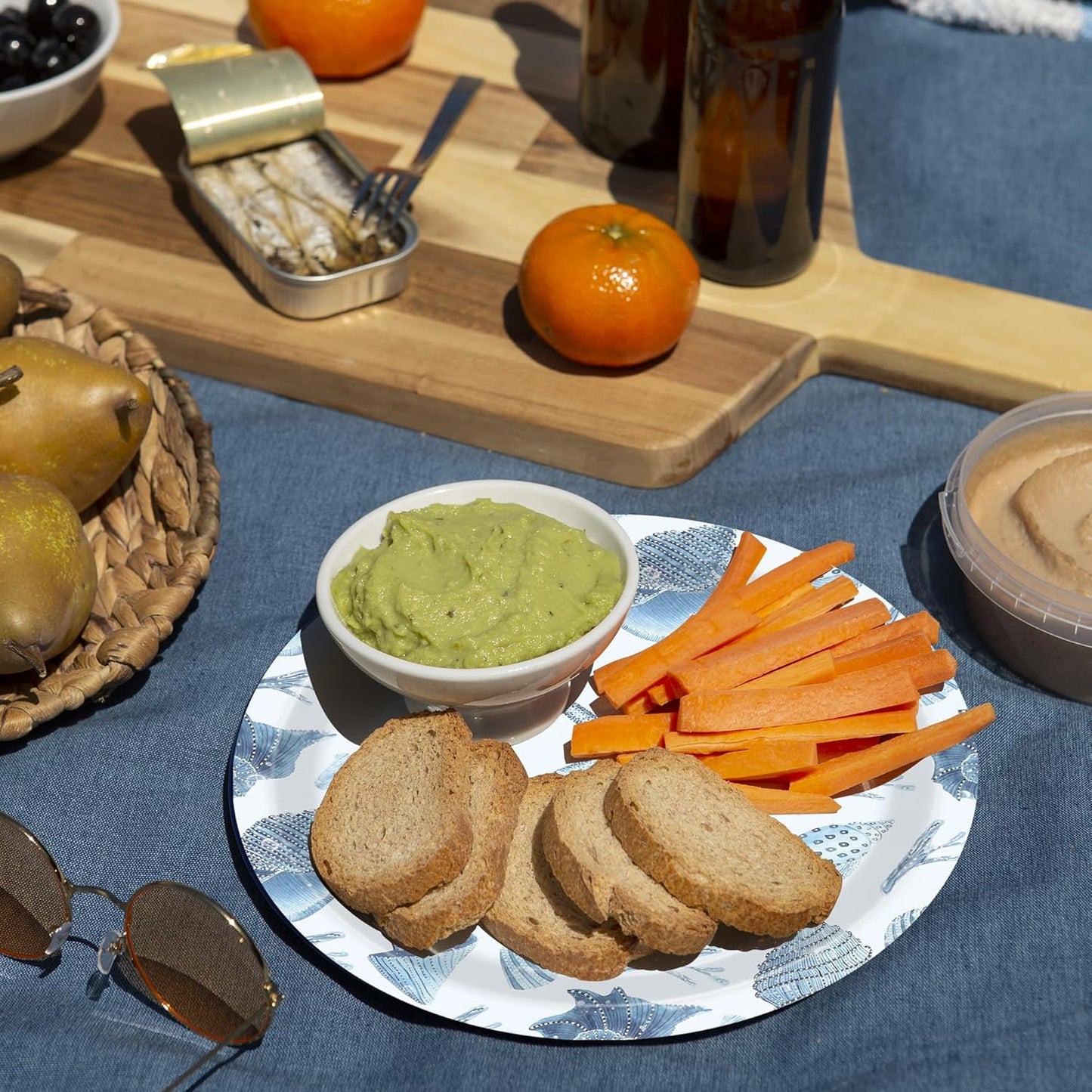 140 Pcs Ocean Seashell Beach Party Decorations Beach Theme Party Supplies Seashell Disposable Plates Paper Plates Napkins Forks for Kids Summer Birthday Baby Shower Serves 20