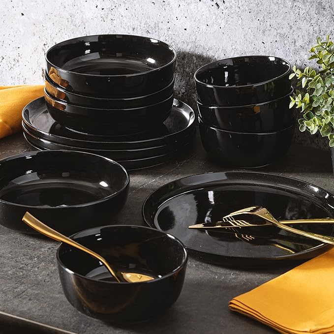Gibson Home Oslo 12-Piece Porcelain Chip and Scratch Resistant Dinnerware Set, Service for 4 – Black Plates and Bowls, Microwave & Dishwasher Safe