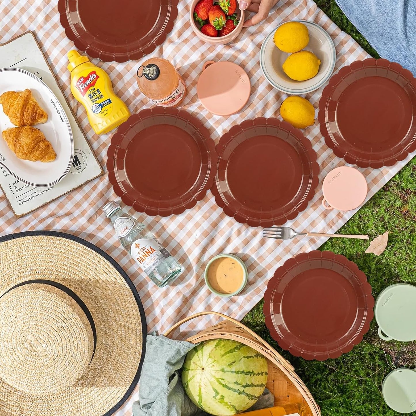 50Pcs Coffee Paper Plates-7 Inch Solid Color Scalloped Disposable Birthday Dinnerware Set Disposable Dinner Party Supplies for Christmas School Starts Wedding Baby Shower Fall Table Decor