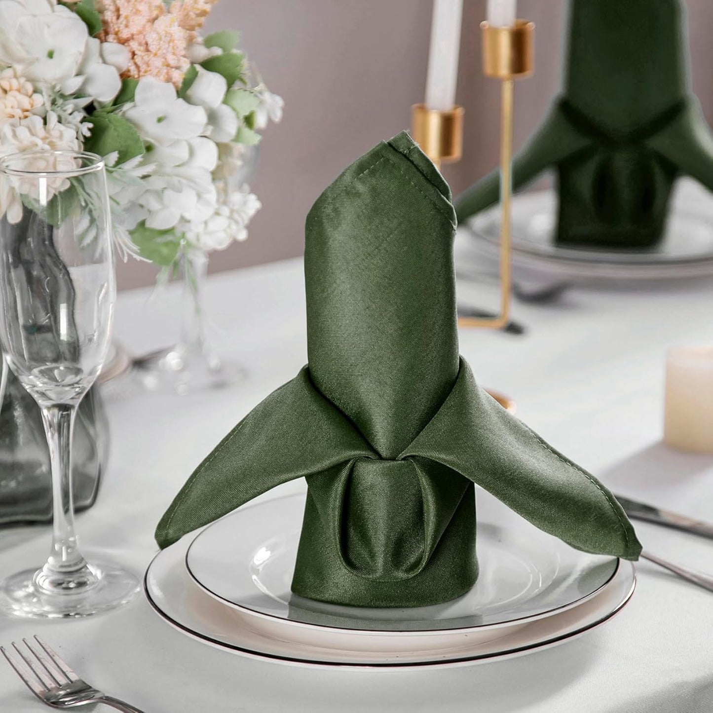 Bailarina Cloth Napkins Set of 40,17x17 inches Dinner Napkins Cloth Washable,Polyester Square Table Cloth Napkin Bulk with Hemmed Edges Ideal for Banquets, Parties and Weddings-Willow