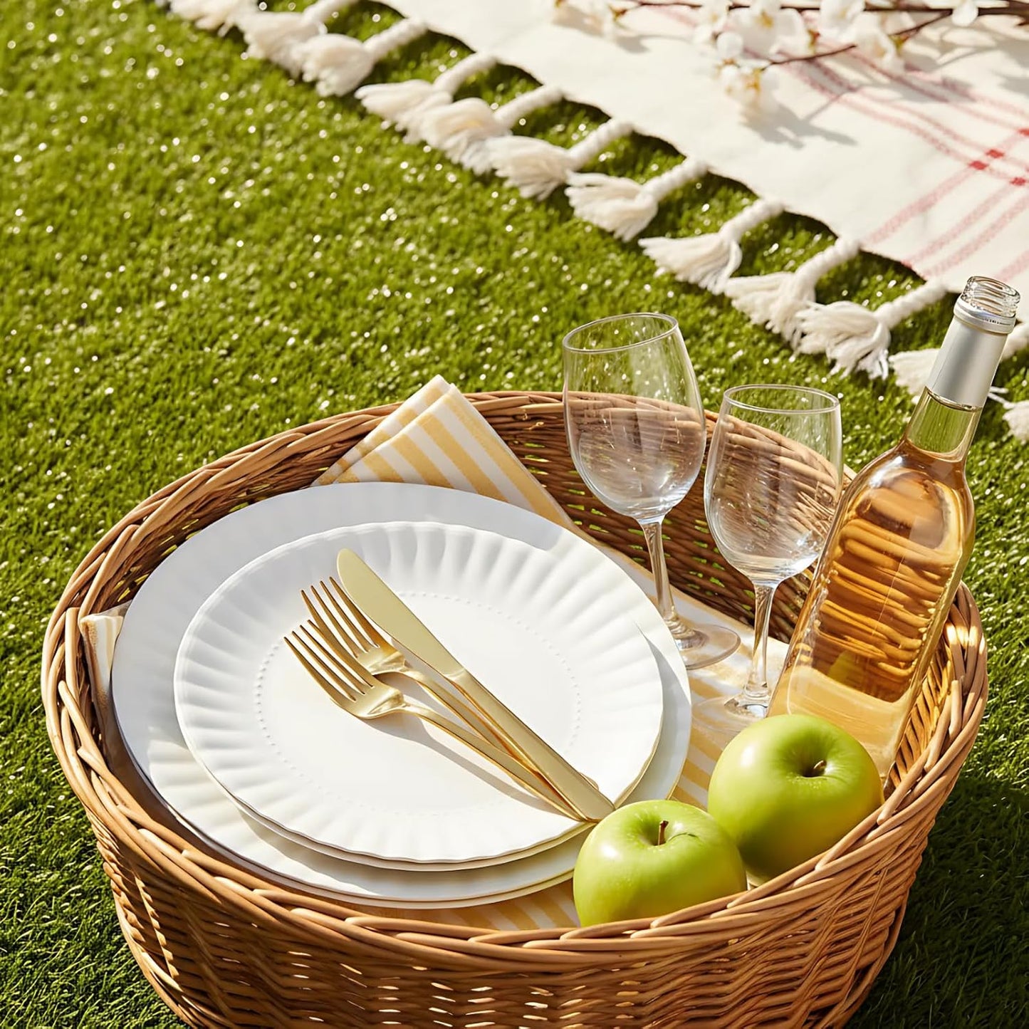 TP 8-Piece Melamine Plates Set, 10.5" & 8" Lightweight Reusable Dinner Plates for Picnic, Party & Outdoor Dining, Unbreakable Dishwasher Safe Tableware, White