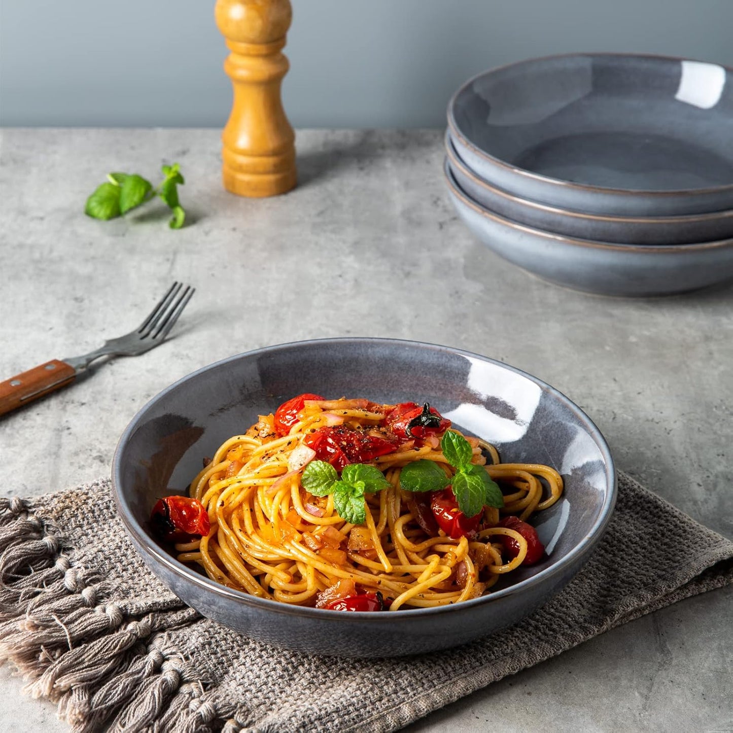 AmorArc 8.5'' Large Pasta Bowls, 36oz Stoneware Pasta Serving Bowls Set of 4 for Kitchen, Wide Bowls for Pasta,Salad,Fruit,Oatmeal, Microwave Safe, Reactive Glaze-Gray