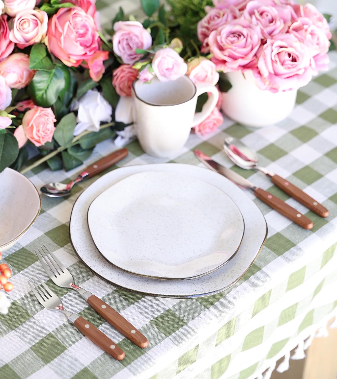 ANNOVA Silverware Set, Retro/Rivet Colorful Stainless Steel Tableware Kitchen Flatware Set Utensils, Includes Dinner Knives, Forks, Spoons, Salad Forks & Dessert Spoons (Wood, 20 Pieces)