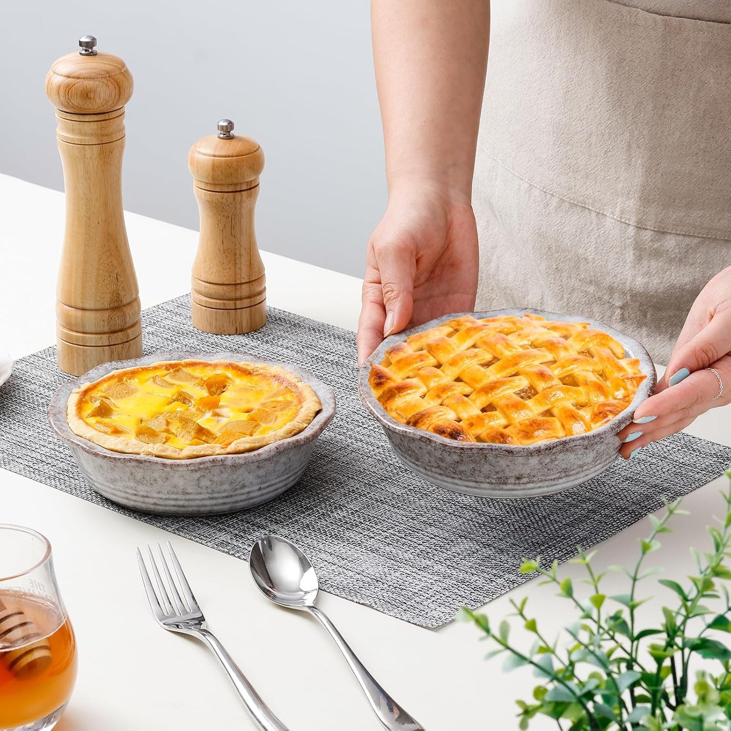 NUTRIUPS Small Pie Pans Set of 2, 6.5 Inch Ceramic Mini Pot Pie Baking Dishes, Oven Safe (6.5in, Grey, 2PCS)