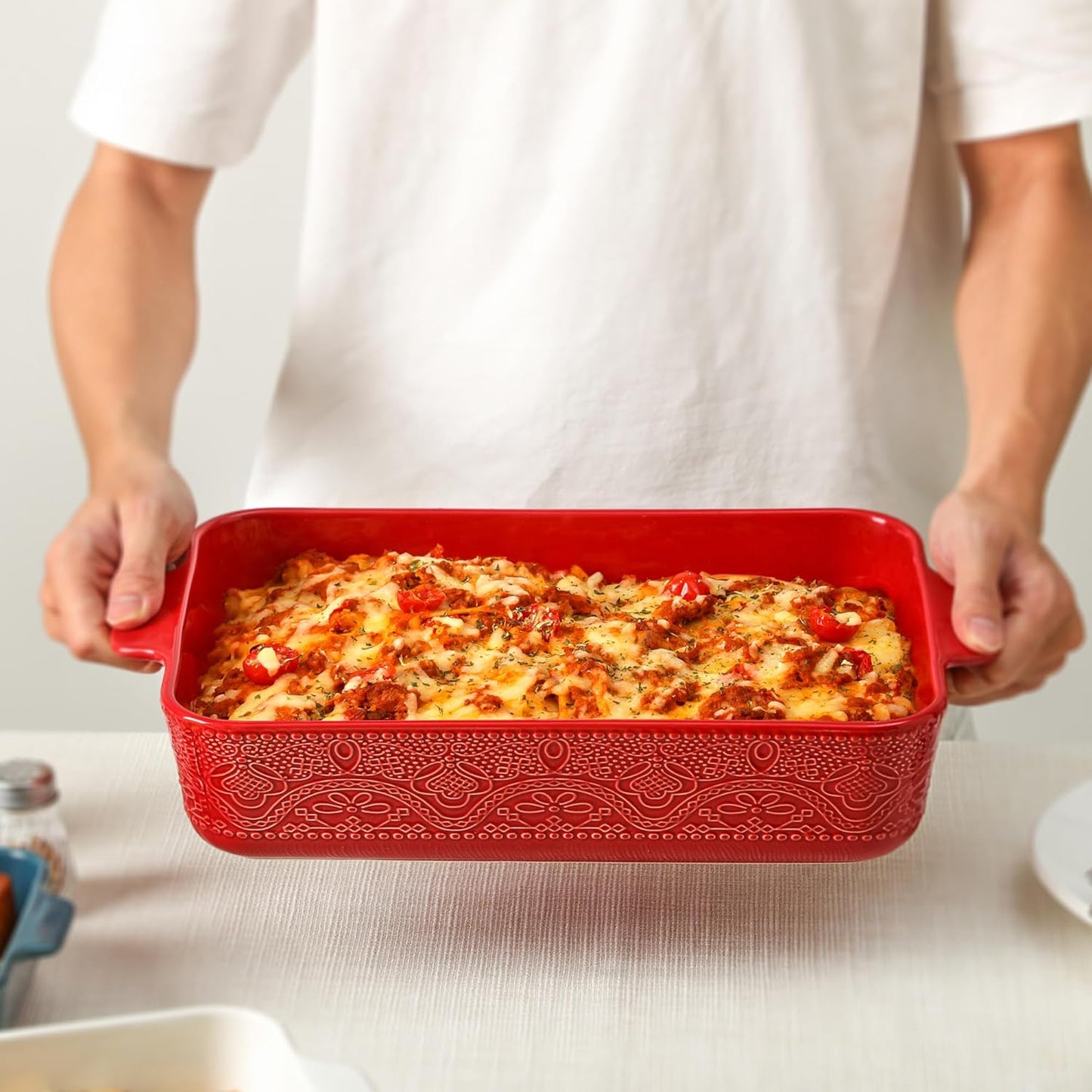 Ceramic Baking Dish Set of 3, Casserole Dishes for Oven, Ideal for Baking, Stewing, Roasting, and Holiday Feasts. The Gift for Mother's Day, Thanksgiving, Christmas, or Housewarming(Christmas Red）