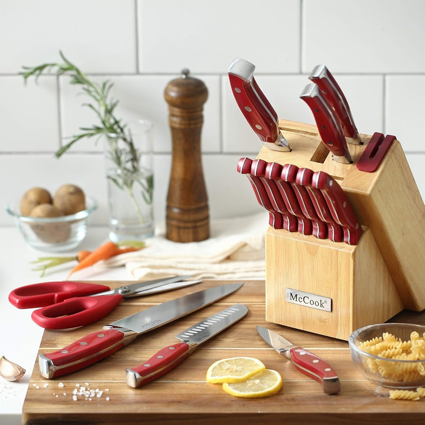 McCook® Stainless Steel Kitchen Knife Sets with Wooden Block, Kitchen Scissors and Built-in Sharpener, Red