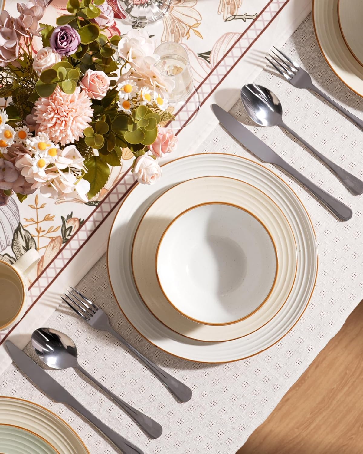 Famiware Jupiter Dinnerware Set, Plates and Bowls Dish Sets for 4 (12 Pieces), Microwave and Dishwasher Safe Stoneware Speckled Tableware, Chip and Scratch Resistant, Multi-color