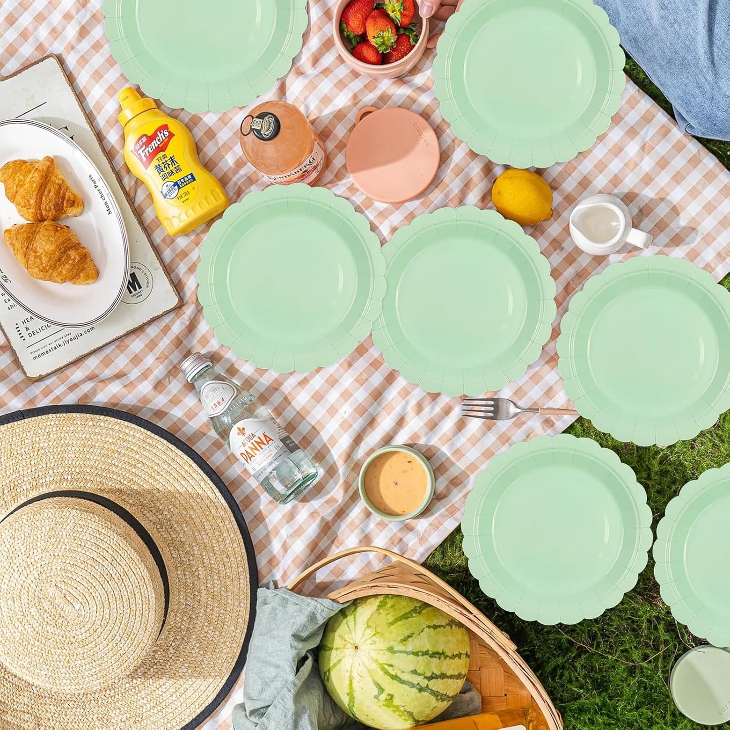 50Pcs Mint Green Paper Plates-7 Inch Solid Color Scalloped Disposable Birthday Dinnerware Set Disposable Dinner Party Supplies for Wedding Baby Shower Table Decor Pininc Fall Party Decor