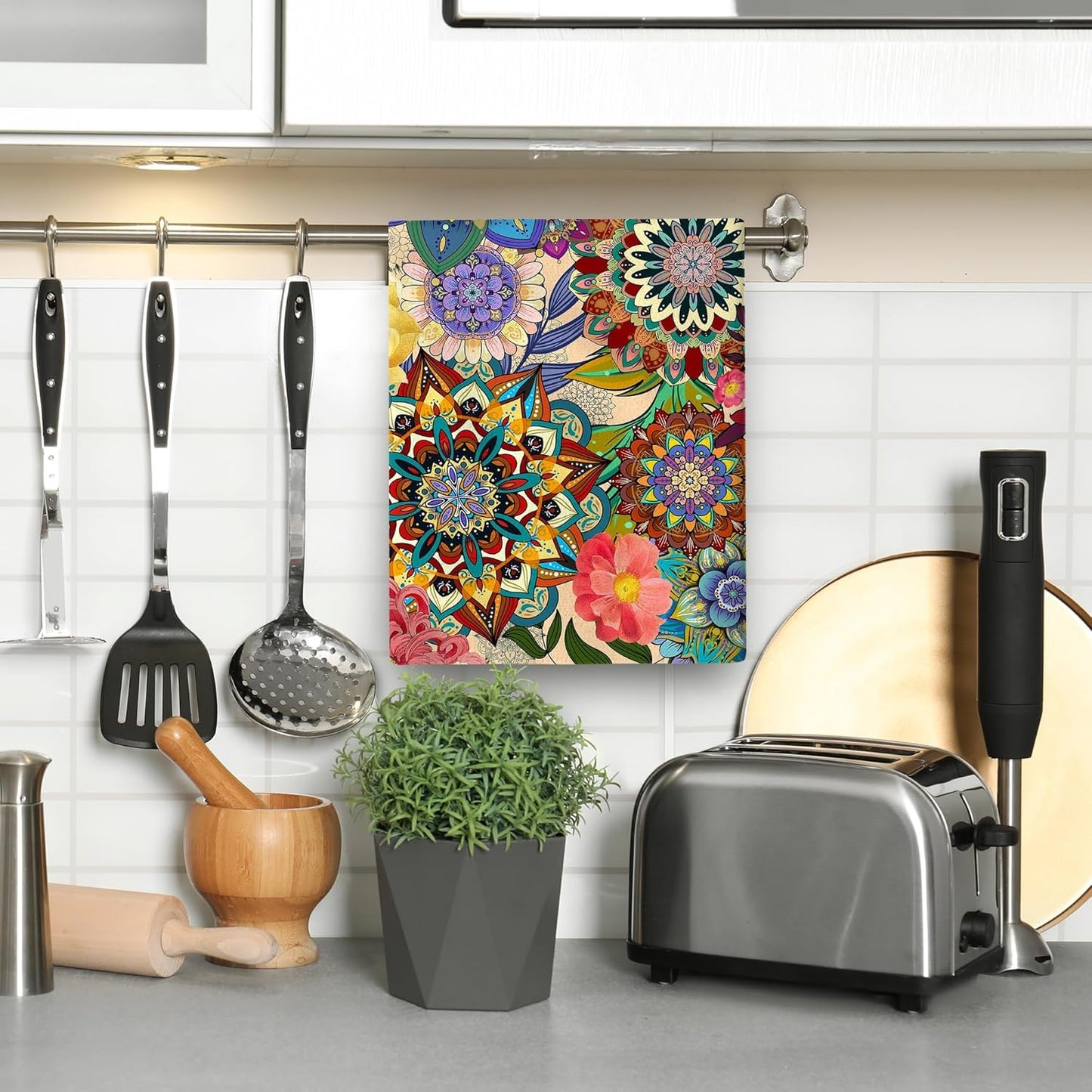 Boho Floral Kitchen Towels Decorative Set of 2, Colorful Flowers Dish Towels for Kitchen, Absorbent Soft Hand Towel Tea Bar Towel for Kitchen Decor Cooking Baking Housewarming Gifts for Women