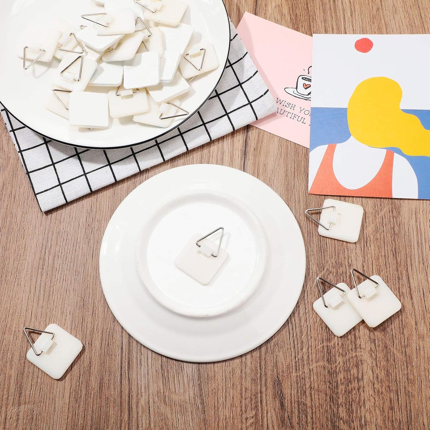 Sawysine 40 Pcs Invisible Adhesive Plate Hanger Wall Display Holder Vertical Plate Holders for Picture Hanging Hooks Wall Art Decor Supplies, 1.25 Inch