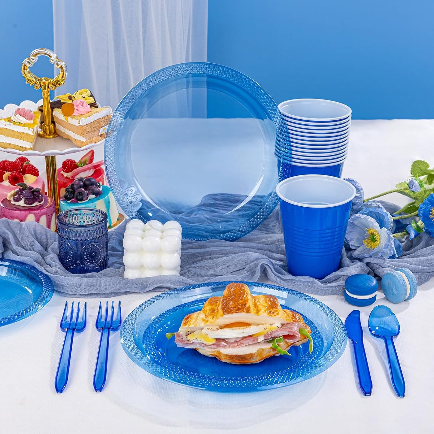 WELLIFE 210Pcs Clear Blue Plastic Plates,Blue Plastic Dinnerware Set,Party Supplies Including Clear Plates, 12OZ Cups, plastic Cutlery and Paper Napkins Serve 30 Guests, Disposable Plates for Party